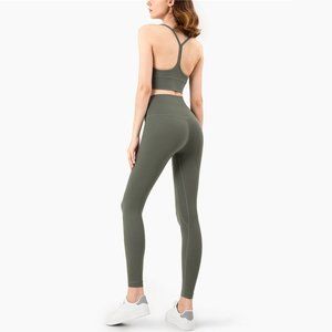 Women's 2 piece yoga set- Buttery soft fabric